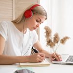 Apprendre une langue seul : une méthode réaliste en 30 minutes par jour